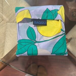 NWOT 	Big Baggu - Lemon Tree